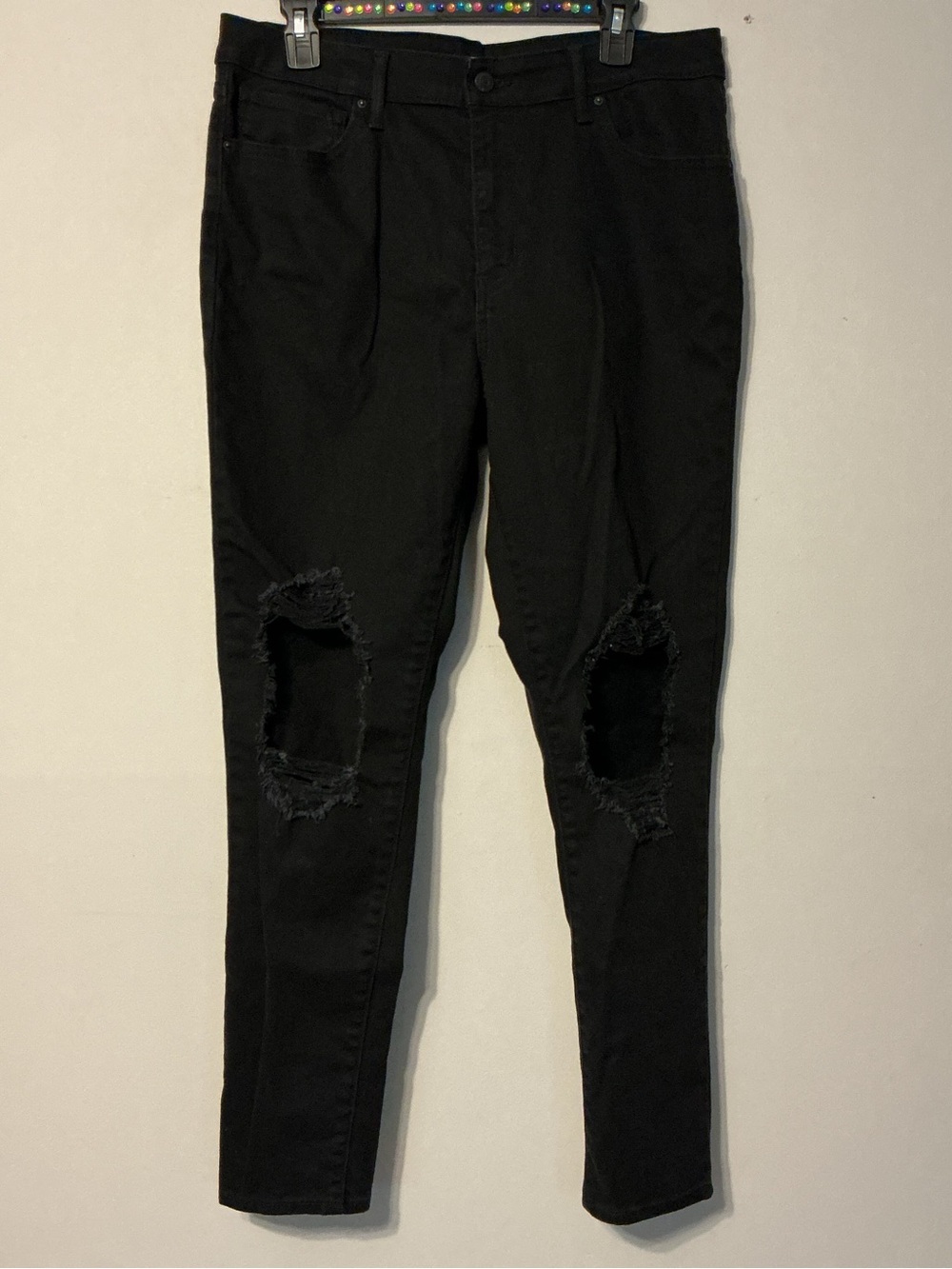 Levi Strauss 722 High Rise Skinny Jeans